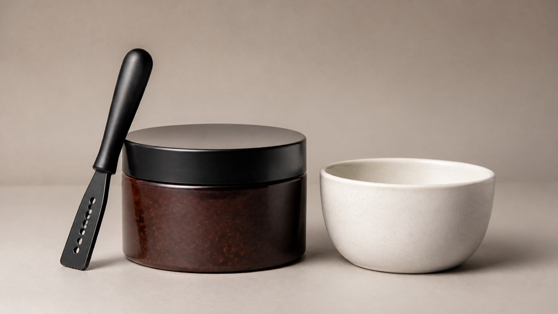 Sealed paste container, applicator, and clean bowl