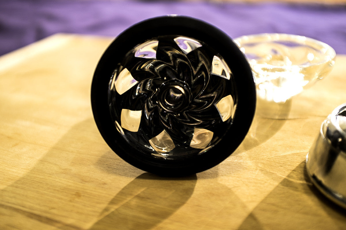 Kaloud Samsaris Vitria - Hookah Junkie