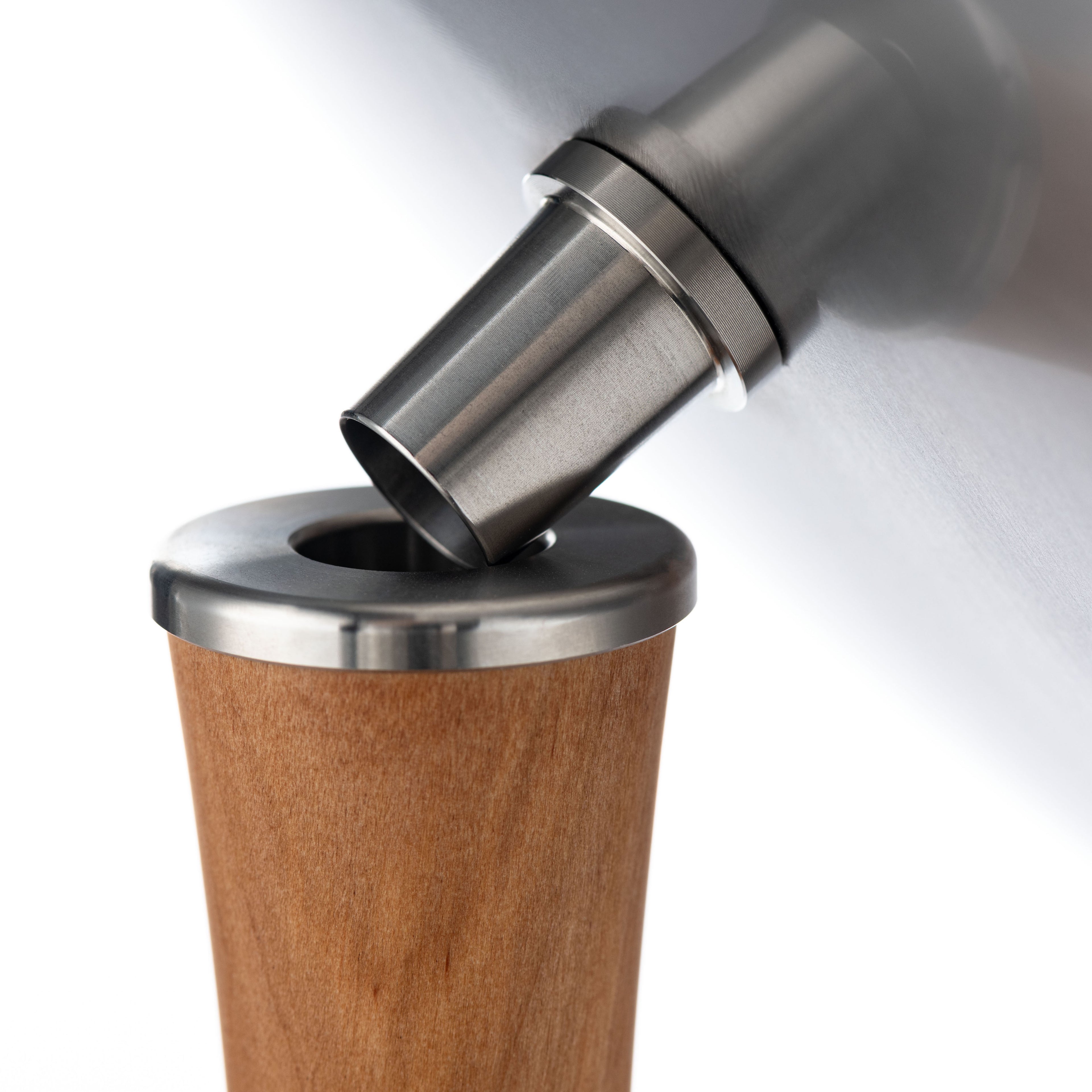 Hustla Hookah - Pinokkio Beech - Hookah Junkie