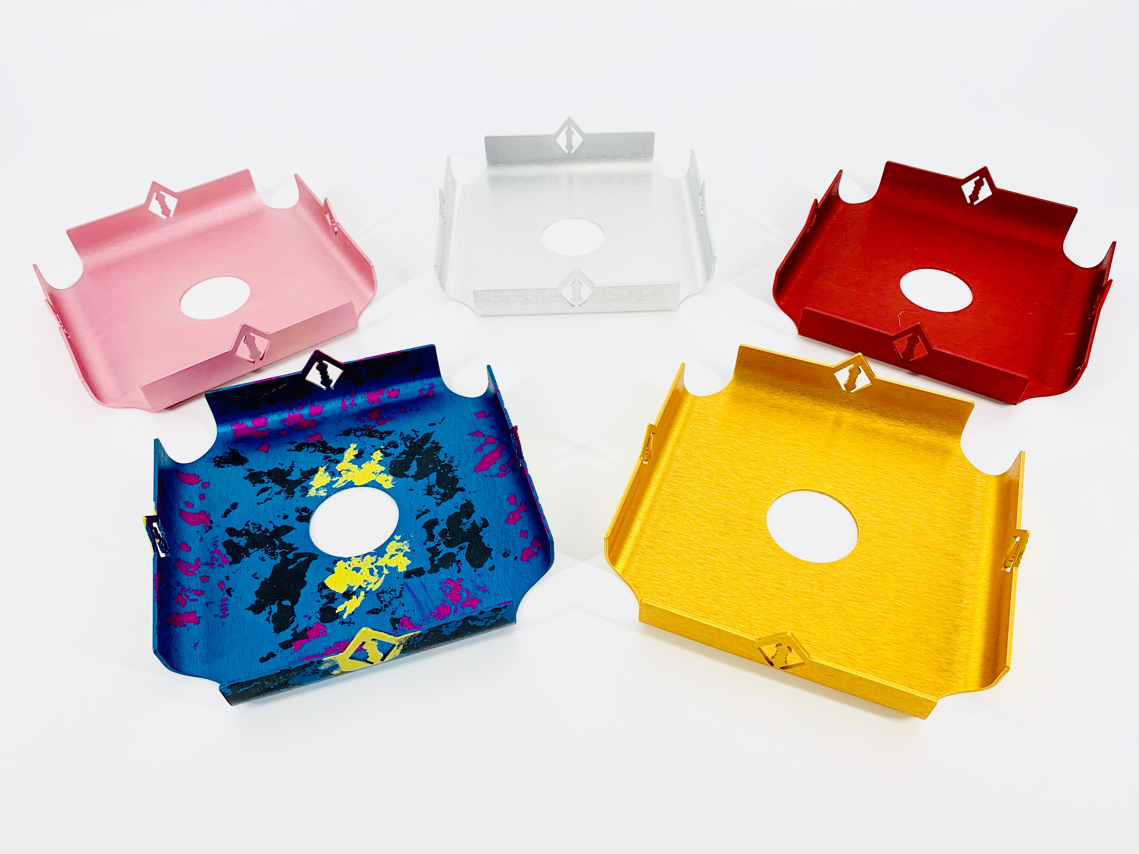 B2 Square Crest Tray – B2 Hookah Square Bended Crest Tray - Hookah Junkie